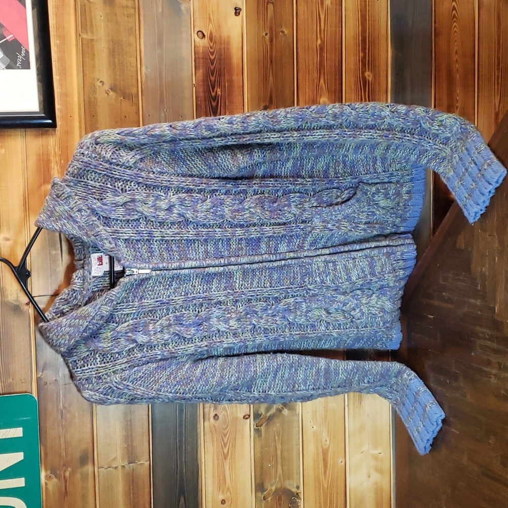 Tilt Knitted Women’s Jacket